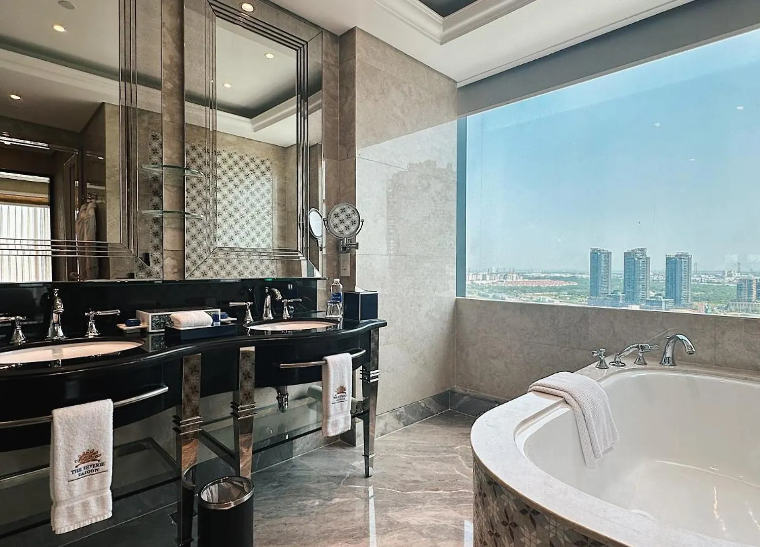 The Reverie Saigon Residential Suites Ho Chi Minh City 5*,  Vietnam